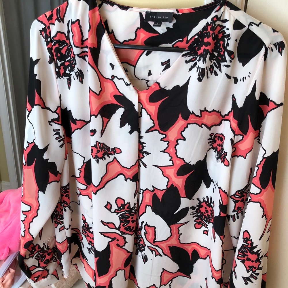 Limited blouse